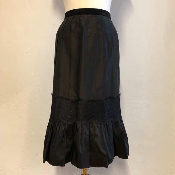 LOFT Dresses & Skirts - Ann Taylor Loft Black Silk Skirt, 6 LOFT Dresses & Skirts - Ann Taylor Loft Black Silk Skirt, 6